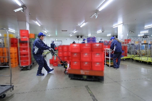 集荷された商品の荷下ろし